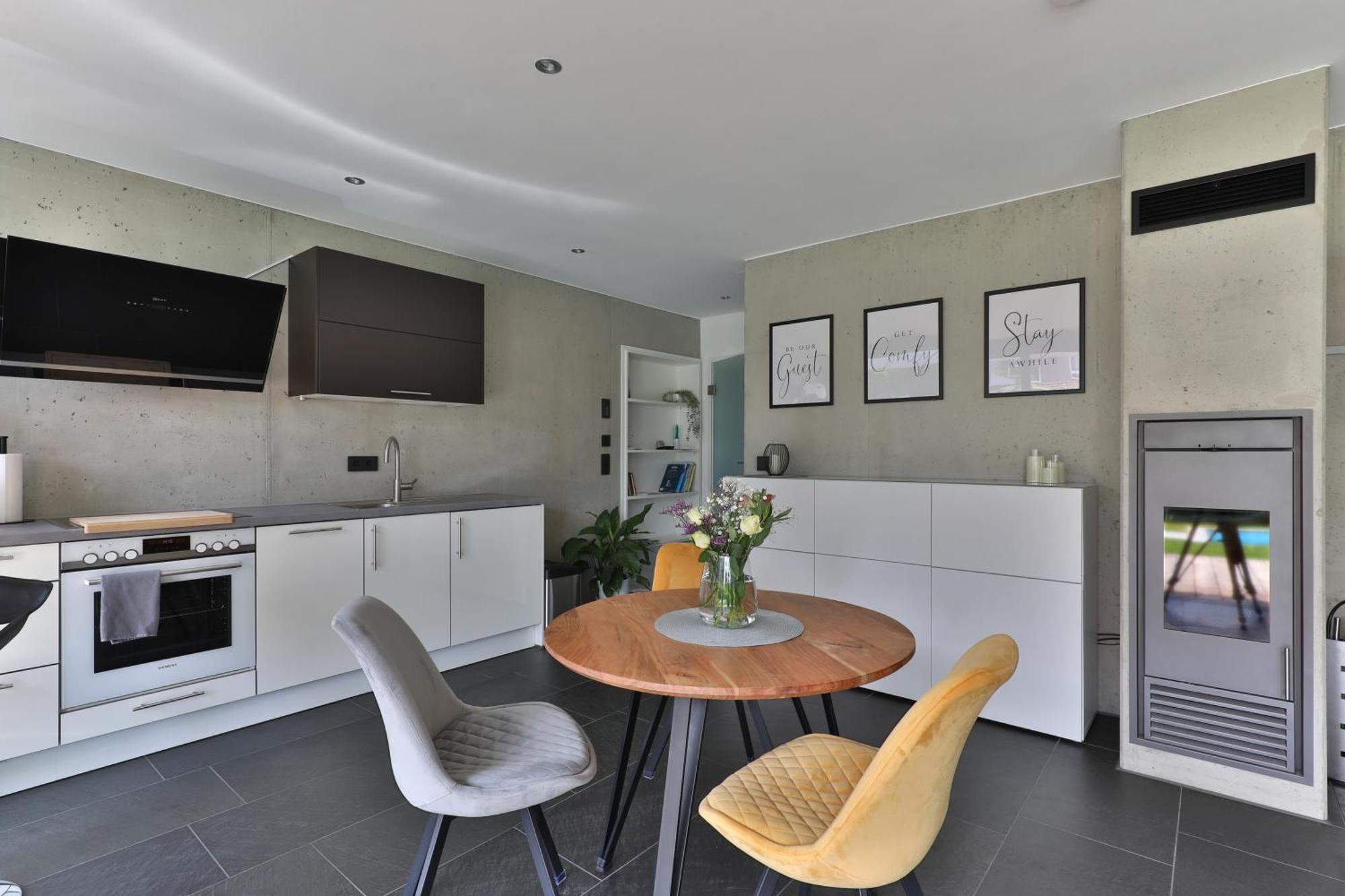 Modernes Studio-Apartment Gersthofen Exterior photo