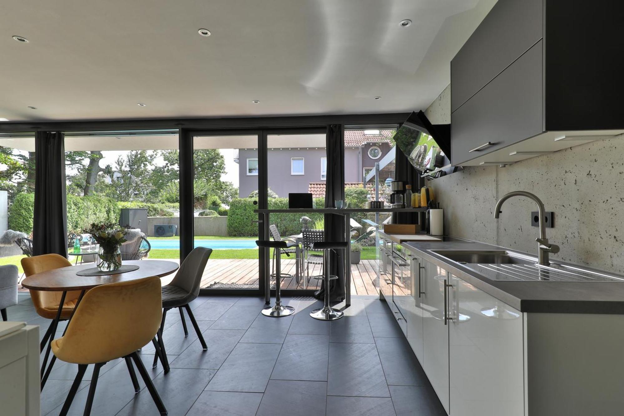 Modernes Studio-Apartment Gersthofen Exterior photo