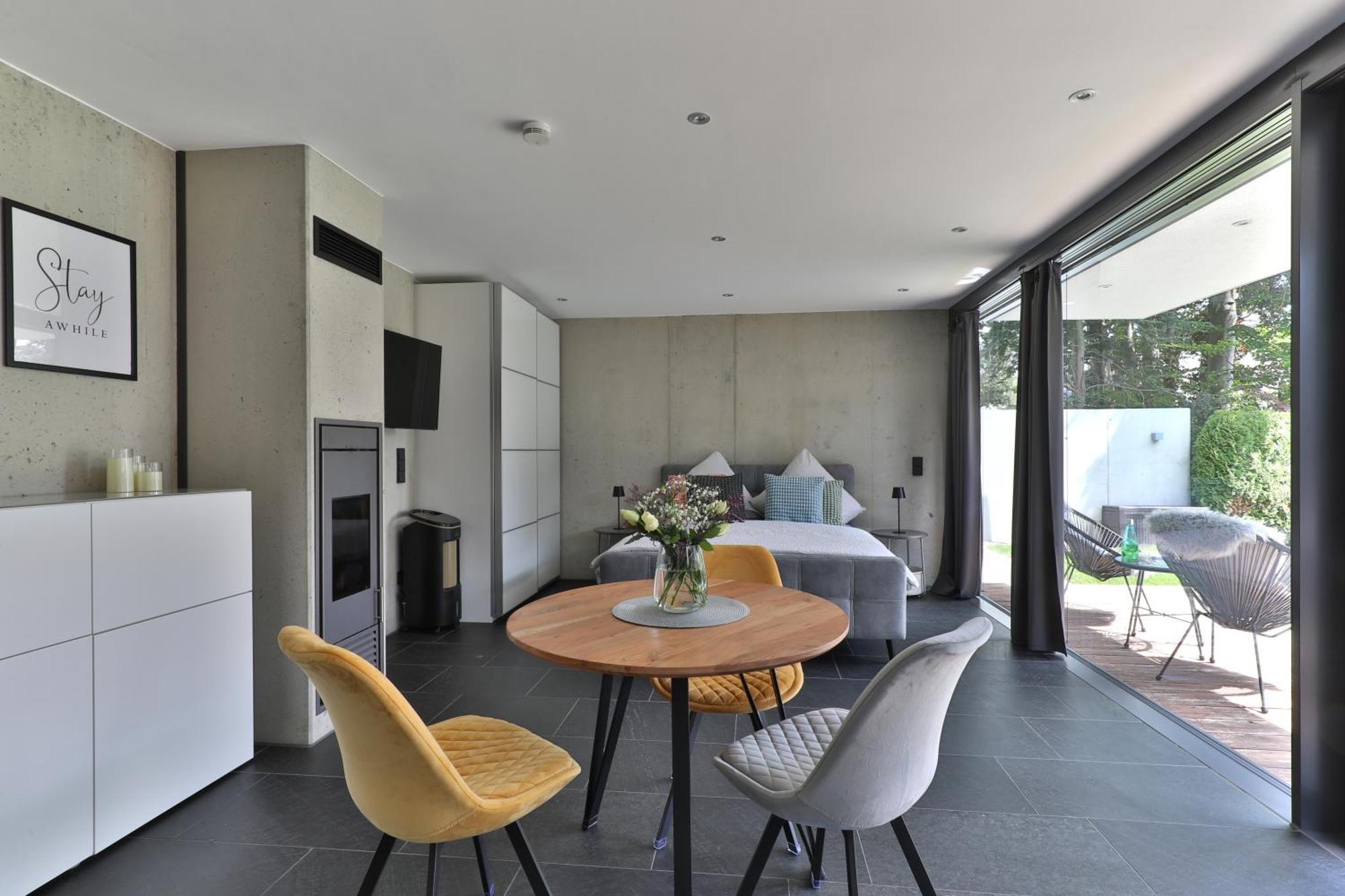 Modernes Studio-Apartment Gersthofen Exterior photo