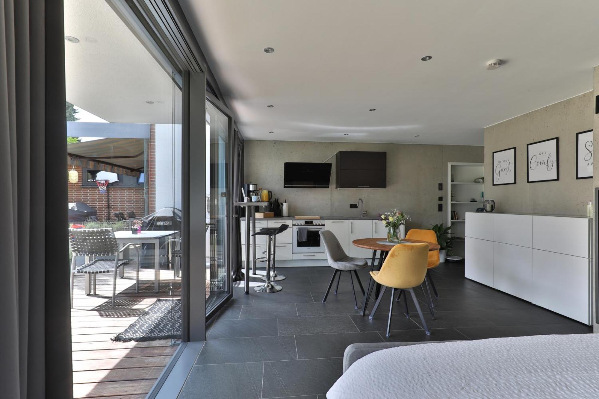 Modernes Studio-Apartment Gersthofen Exterior photo